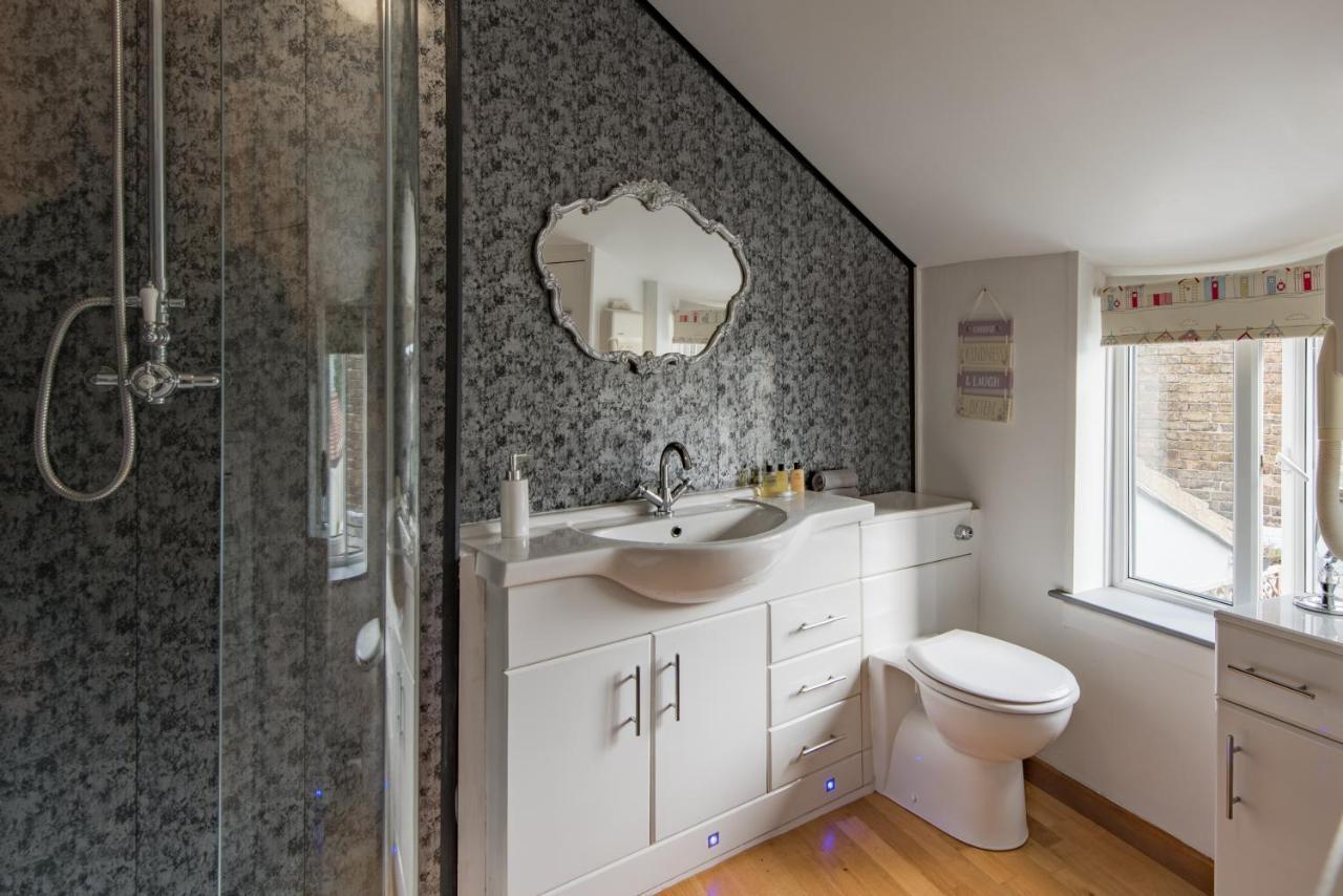 Cow And Cockle - Quirky Cottage In The Centre Of Deal Exteriér fotografie